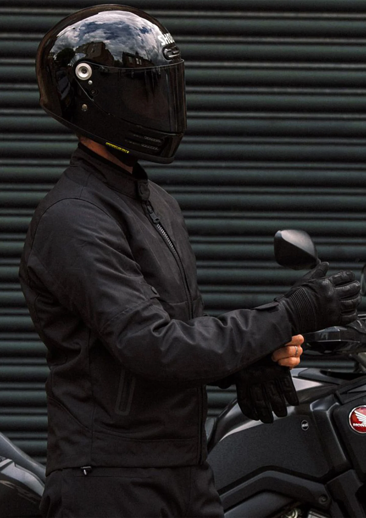 Waterproof Motorcycle Jacket For Urban Riders - Black